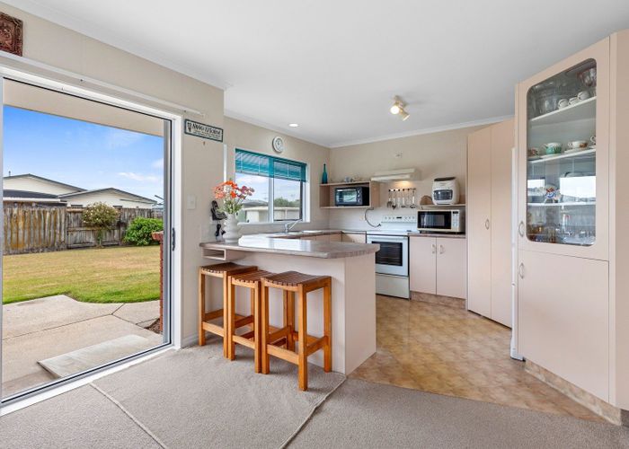  at 11 Beachlands Place, Papamoa Beach, Papamoa