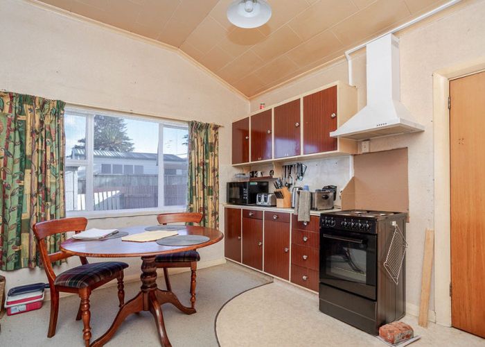  at 7 Denmark Street, Dannevirke, Tararua, Manawatu / Whanganui