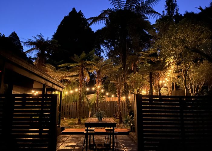  at 420 Scenic Drive, Waiatarua, Waitakere City, Auckland