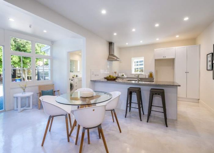  at 3/3 Park Avenue, Takapuna, North Shore City, Auckland