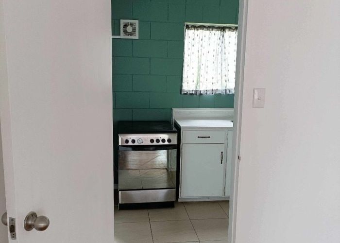  at 2/78 West Coast Road, Glen Eden, Waitakere City, Auckland