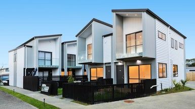  at 17E Tabitha Crescent, Henderson, Auckland