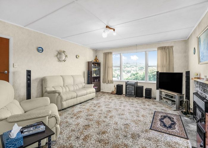  at 20 Lynda Avenue, Paparangi, Wellington