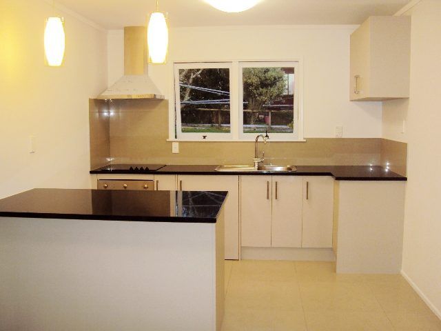  at 2/1296 Dominion Rd, Mount Roskill, Auckland City, Auckland