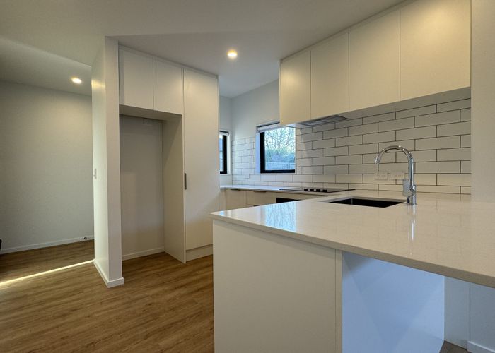  at 1/74 Jeffreys Road, Fendalton, Christchurch