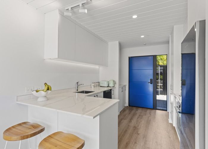  at 8B Champion Street, Edgeware, Christchurch City, Canterbury