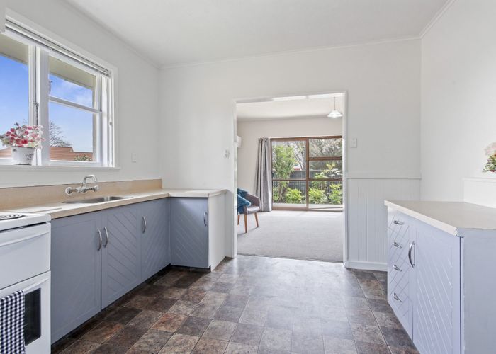  at 2/217 Barrington Street, Somerfield, Christchurch