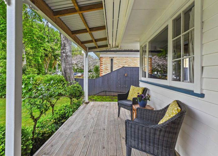  at 37 Cook Street, Hamilton East, Hamilton
