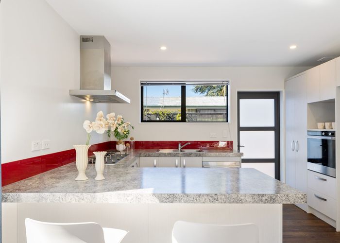  at 5/164 Edgeware Road, Edgeware, Christchurch