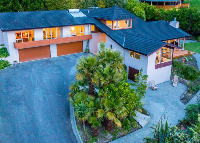  at 28 Aston Road, Waikanae