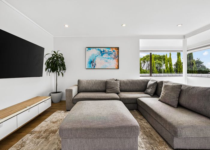 at 4 Anne McLean Drive, Bayview, North Shore City, Auckland