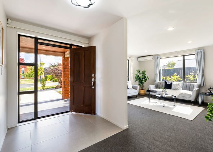 at 6 Sutherland Court, Flagstaff, Hamilton