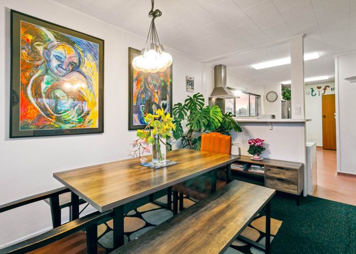  at 1144 Scenic Drive North, Swanson, Waitakere City, Auckland