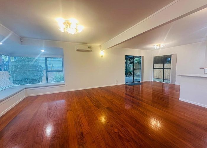  at 2/23 Carlton Street, Hillsborough, Auckland City, Auckland