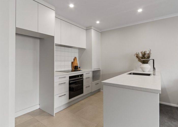  at 9/48 Wellington Street, Hamilton East, Hamilton, Waikato