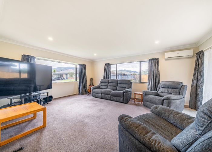  at 13 Talbot Grove, Trentham, Upper Hutt, Wellington