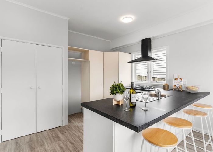  at 1/720 Mount Eden Road, Mount Eden, Auckland City, Auckland