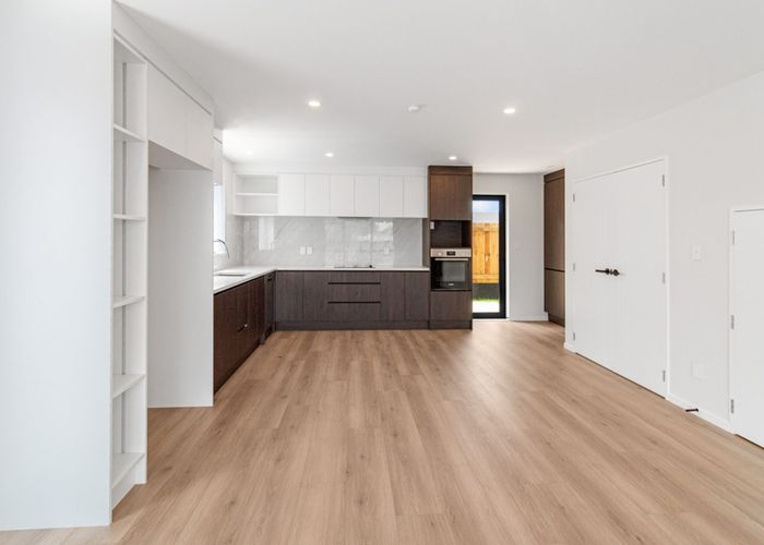  at 114e Cascades Road, Pakuranga, Manukau City, Auckland