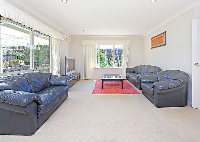  at 10 Reinheimer Place, Flat Bush, Manukau City, Auckland