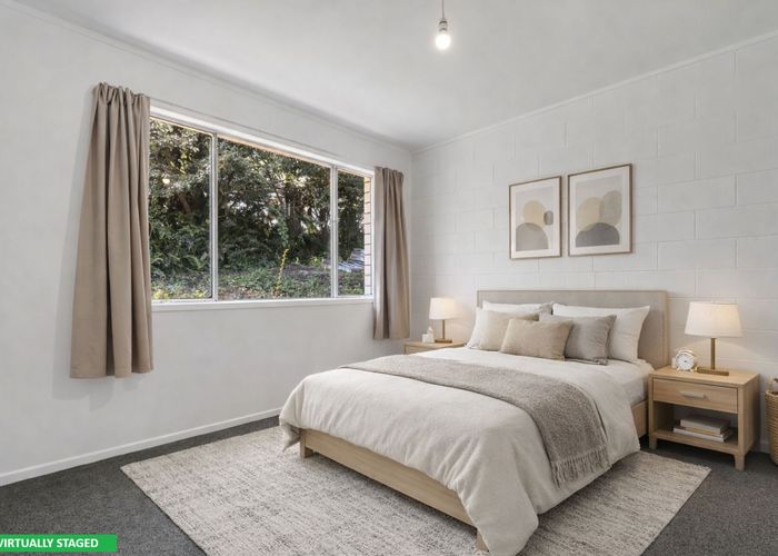  at 2/33 Grassways Avenue, Pakuranga Heights, Manukau City, Auckland