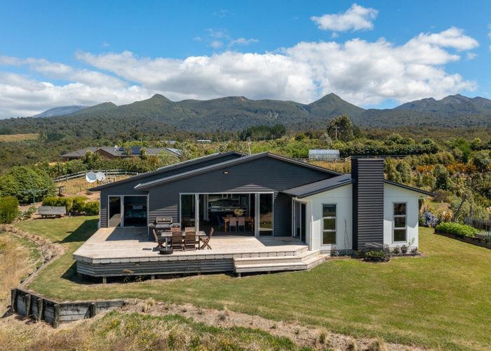  at 1801 Mangorei Road, Mangorei, New Plymouth, Taranaki