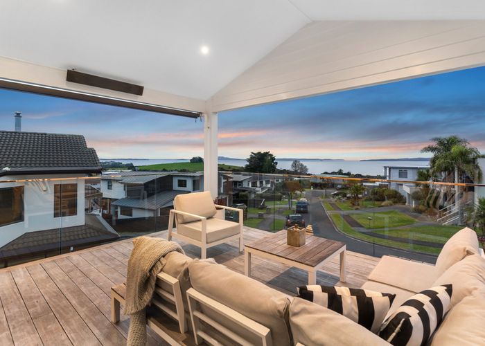  at 6 Crossland Place, Maraetai, Manukau City, Auckland