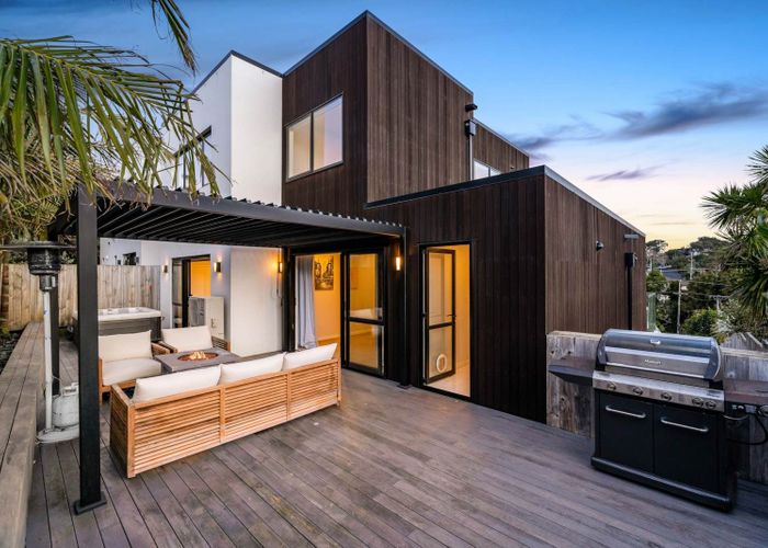  at 3 Montana Avenue, Murrays Bay, North Shore City, Auckland