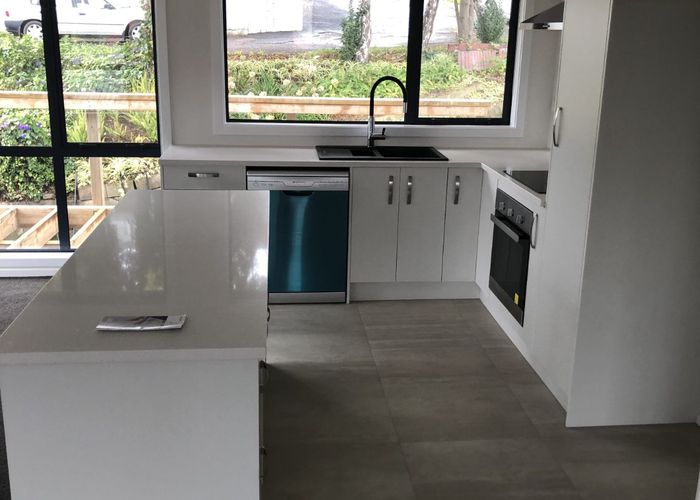  at 146 Cambridge Road, Hillcrest, Hamilton, Waikato
