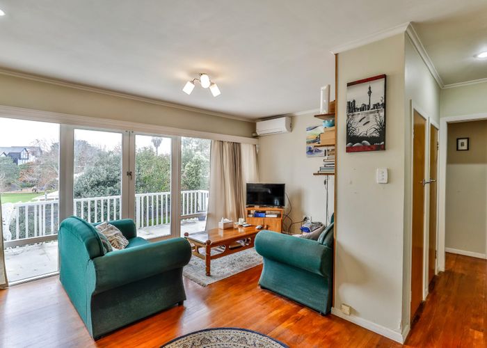  at 2/16 Denby Lane, Northcote Point, North Shore City, Auckland