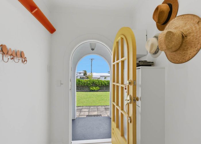  at 10 Wicklow Road, Devonport, North Shore City, Auckland