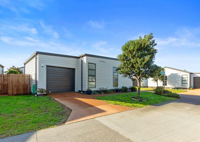  at 417/61 Golden Sands Drive, Papamoa, Papamoa Beach, Tauranga, Bay Of Plenty