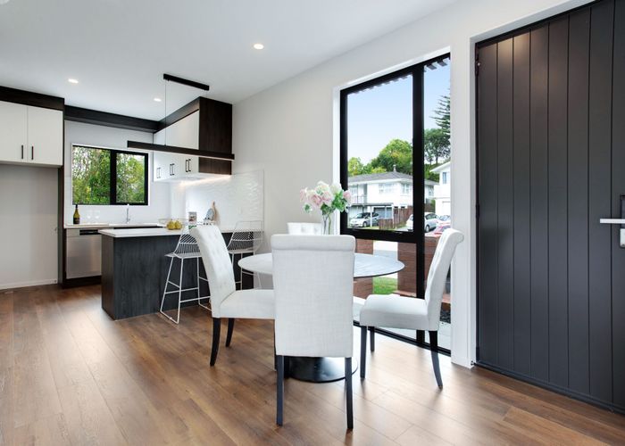  at 73 Salamanca Road, Sunnynook, North Shore City, Auckland