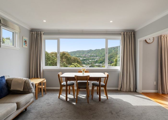  at 16 Waru Street, Khandallah, Wellington