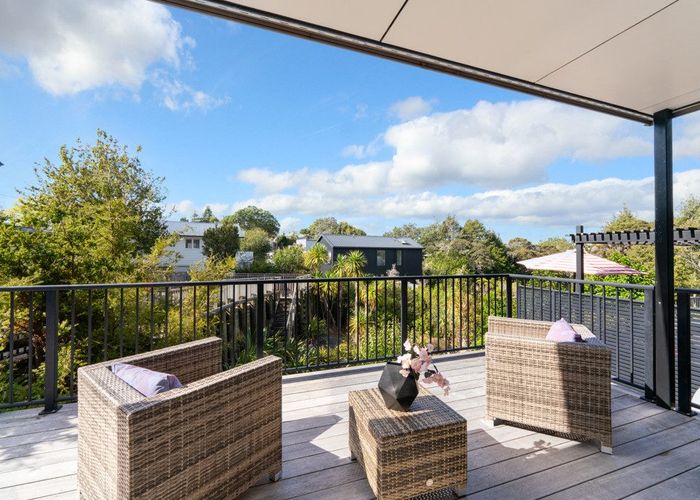  at 11/31 Verbena Road, Birkdale, Auckland
