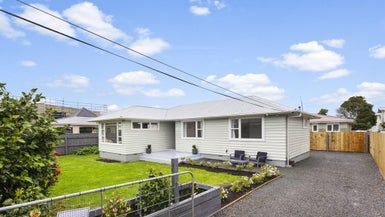  at 18 Byron Street, Miramar, Wellington