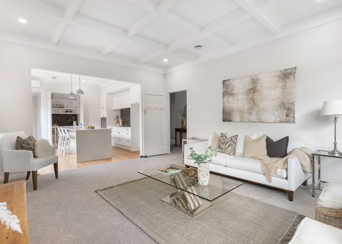  at 7 Irirangi Road, Greenlane, Auckland City, Auckland