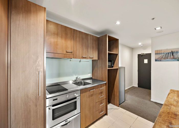  at 506/85 Beach Road, Auckland Central, Auckland