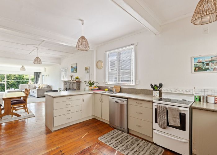 at 383 Saint Aubyn Street, Moturoa, New Plymouth