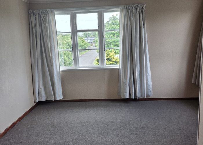  at 14 Newall Avenue, Bryndwr, Christchurch City, Canterbury