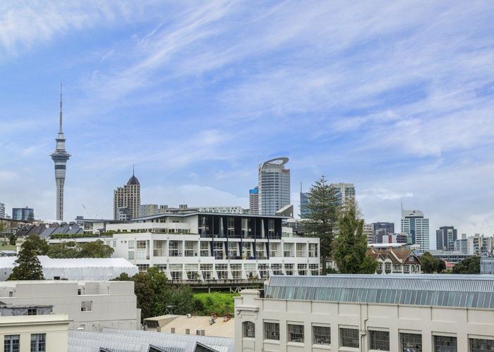  at 2/10 Cleveland Road, Parnell, Auckland City, Auckland