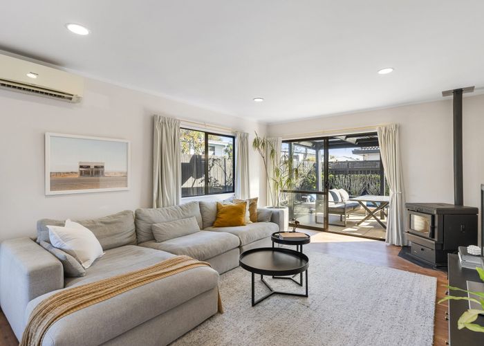  at 3/16 Avondale Road, Avondale, Auckland