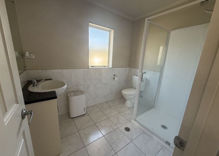  at 12 Ballydonegan Rise, East Tamaki, Manukau City, Auckland
