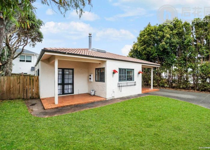  at 2/15 Richard AveBucklands Beach, Bucklands Beach, Manukau City, Auckland