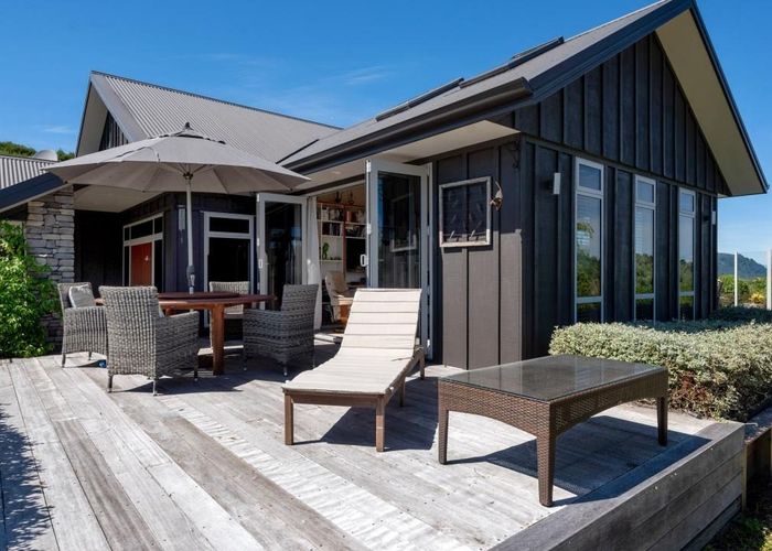  at Kinloch, Taupo, Waikato