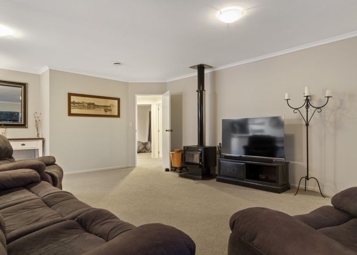  at 14 Barnsley Close, Bethlehem, Tauranga