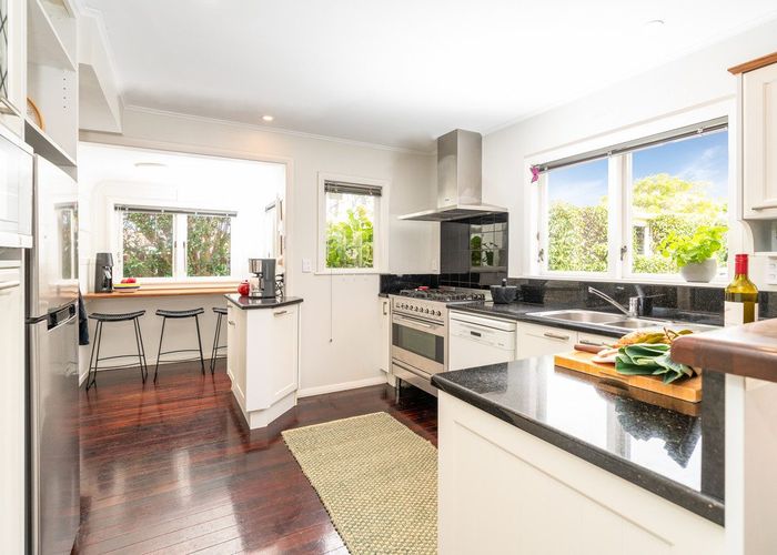  at 273 Karori Road, Karori, Wellington, Wellington