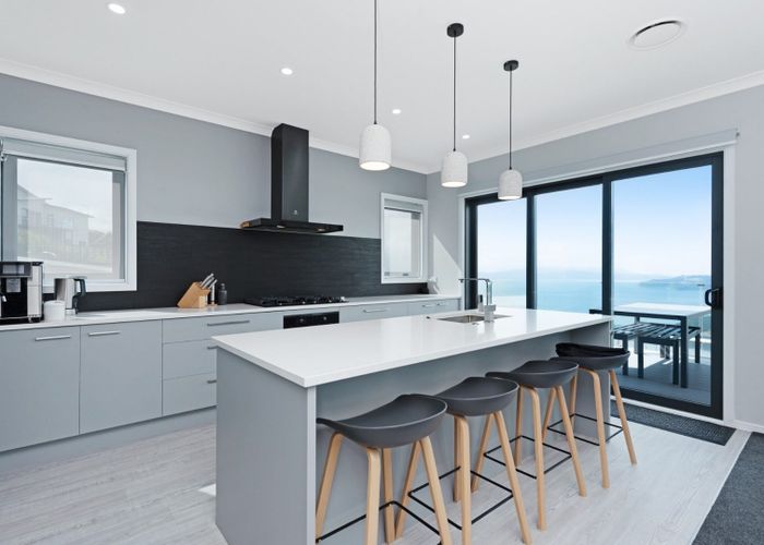  at 5 Cessna Way, Newlands, Wellington