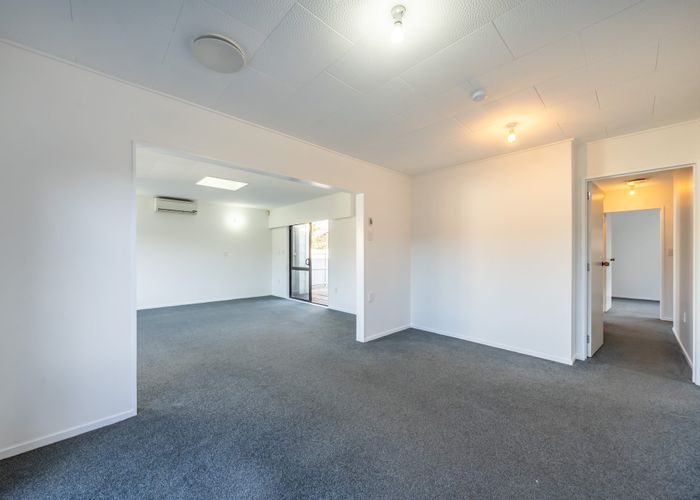  at 2/1006 High Street, Avalon, Lower Hutt, Wellington