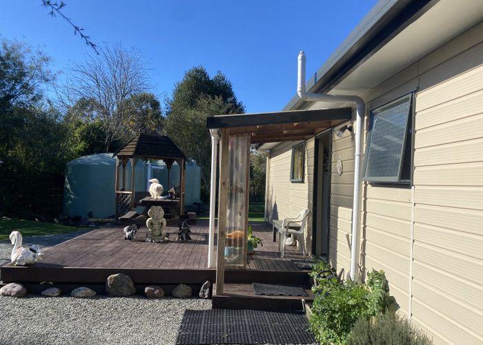  at 10 Tui Road, Tapawera