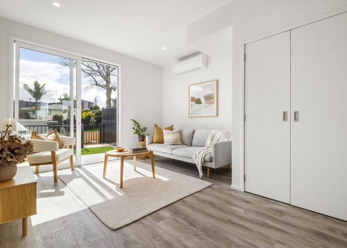  at 7 Camrose Place, Glenfield, North Shore City, Auckland